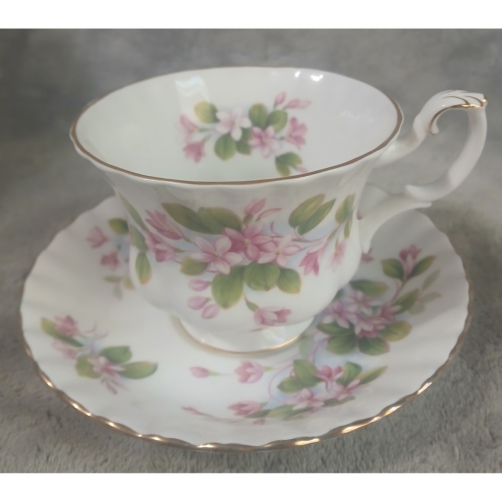 Vtg Royal Albert Mayflower Tea Cup Saucer Bone China England Pink Floral Gold
